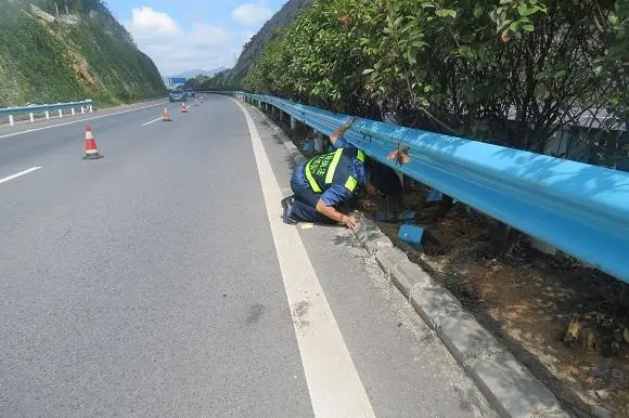 武威高速路波形护栏